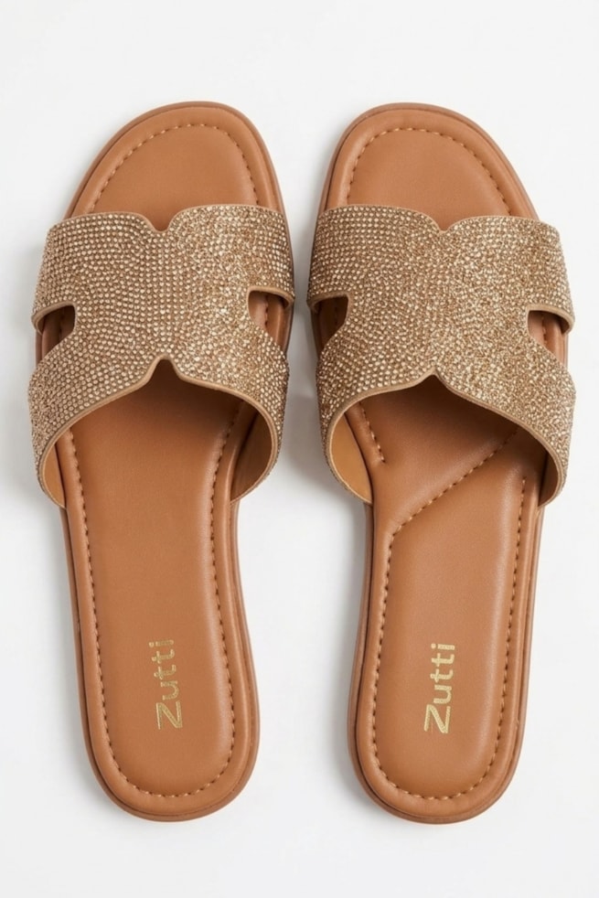 Aléssia - Sandália Chinelo Brilho Caramelo