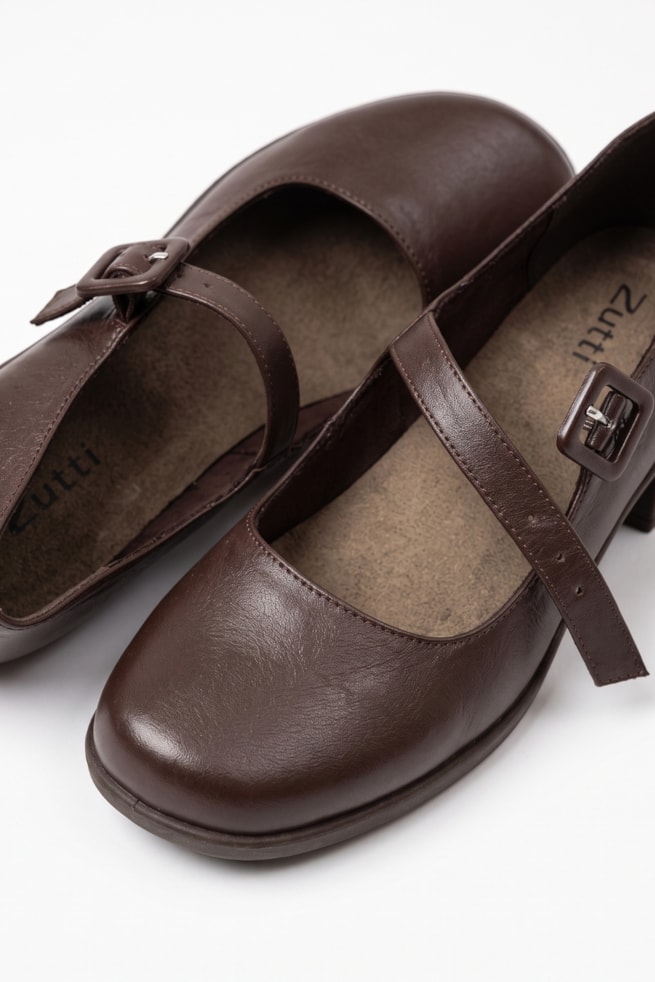 Aura - Sapato Mary Jane Conforto Couro Marrom