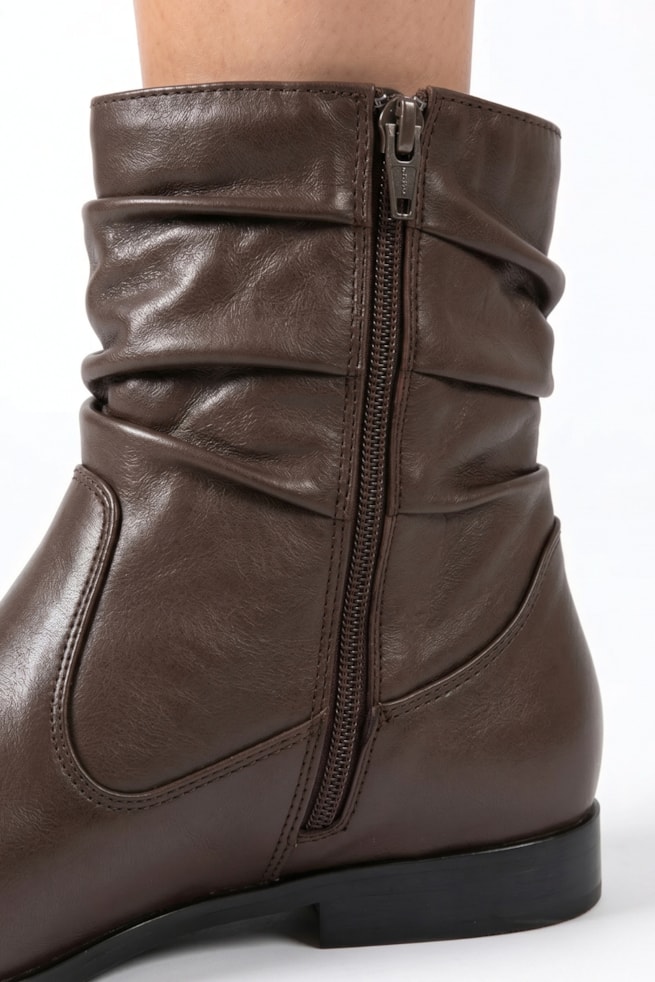 Camila - Bota Ankle Couro Marrom