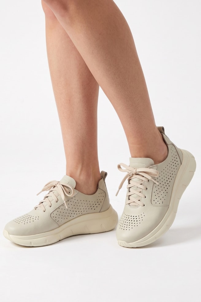 Camile - Tênis Couro Off White
