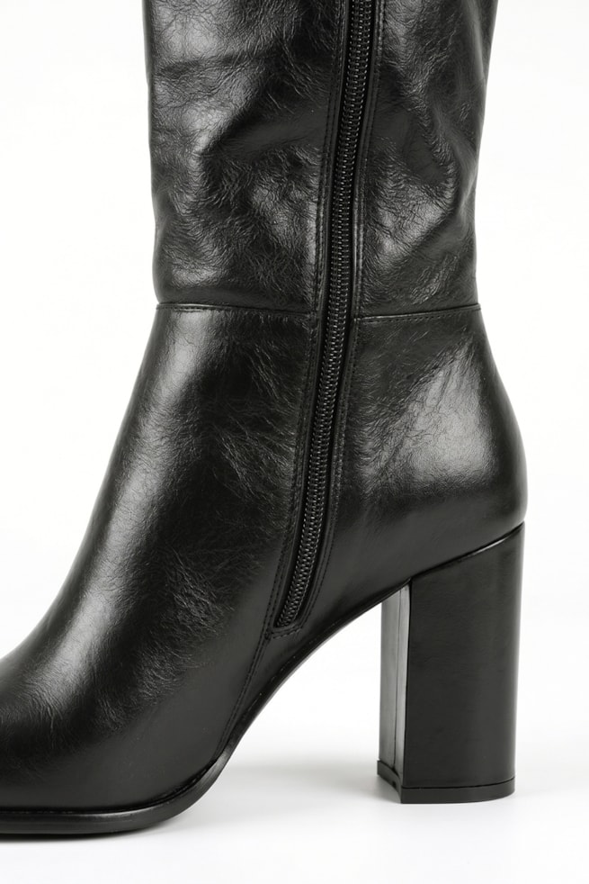 Celine - Bota Cano Longo Couro Preta