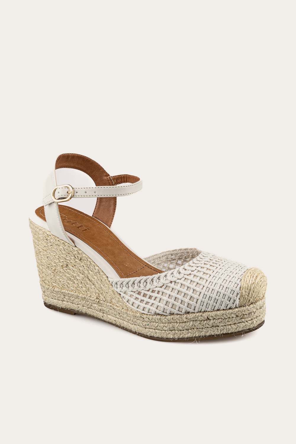 image_8cb49fdc-3f11-4bb2-a893-3b2f9c6afd68