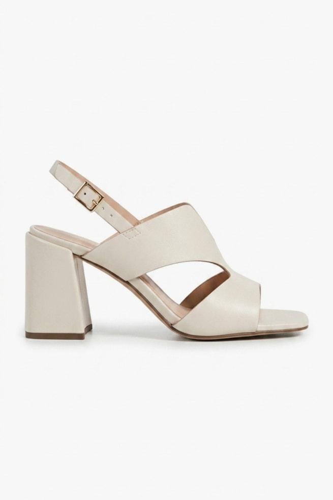 Fábia - Sandália Salto Bloco Off White