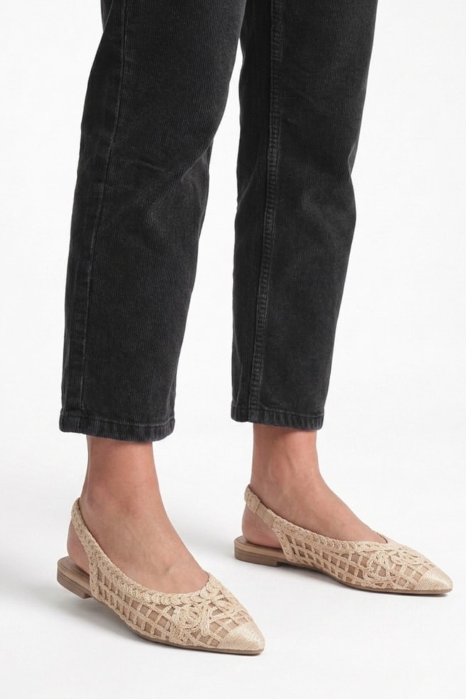 Fabrícia - Sapatilha Slingback Off White