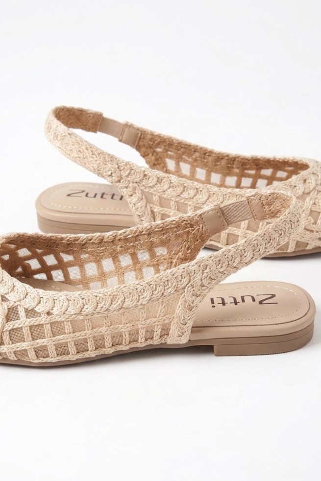 Fabrícia - Sapatilha Slingback Off White