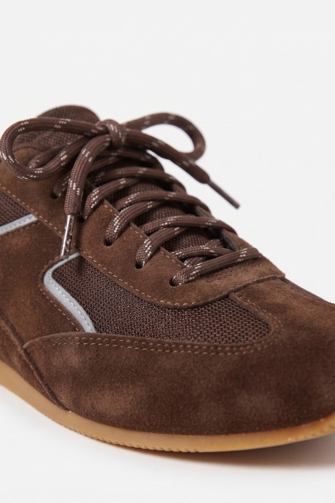Gal - Tênis Casual Suede Marrom com Detalhes Prata