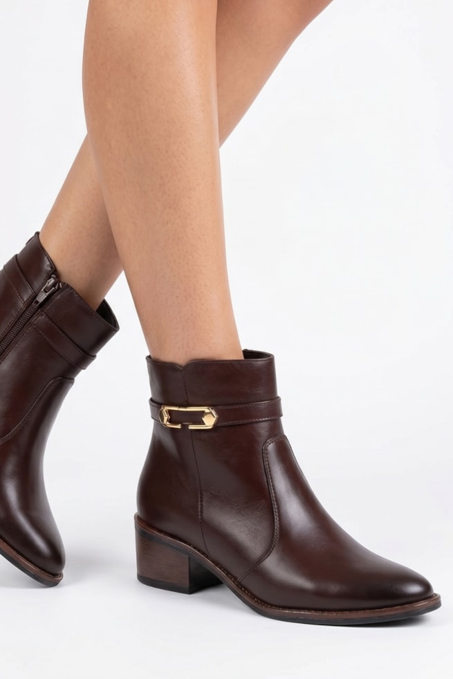 Isa - Bota Ankle Couro Marrom