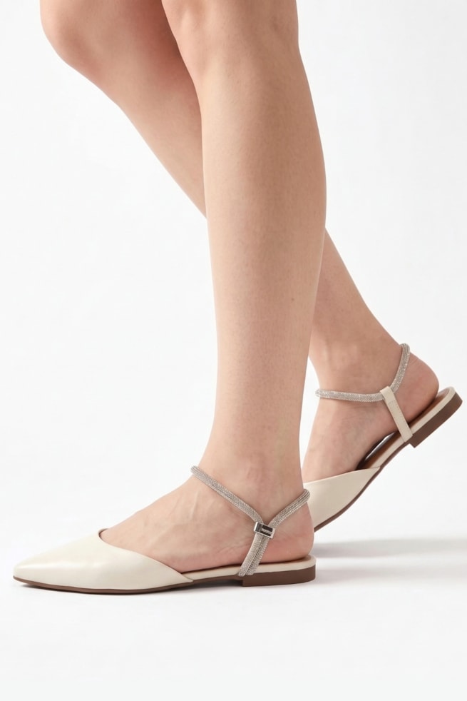 Lara - Sapatilha Slingback Off White