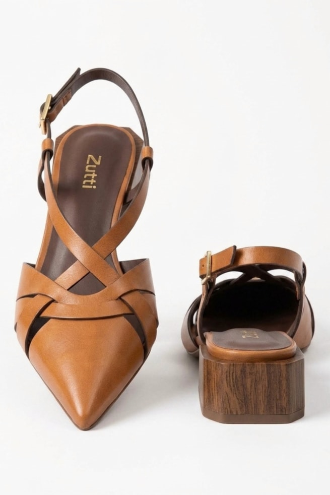 Lavínia - Sapatilha Slingback Bico Fino Caramelo