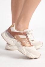 Off White/Caramelo