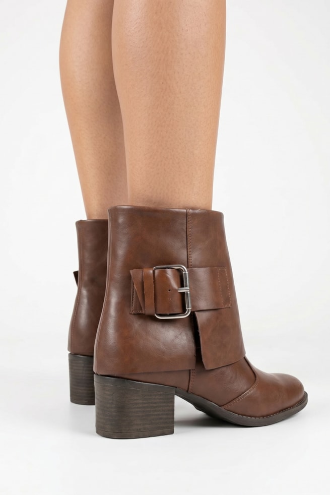 Marcela - Bota Ankle Cano Curto Couro Marrom