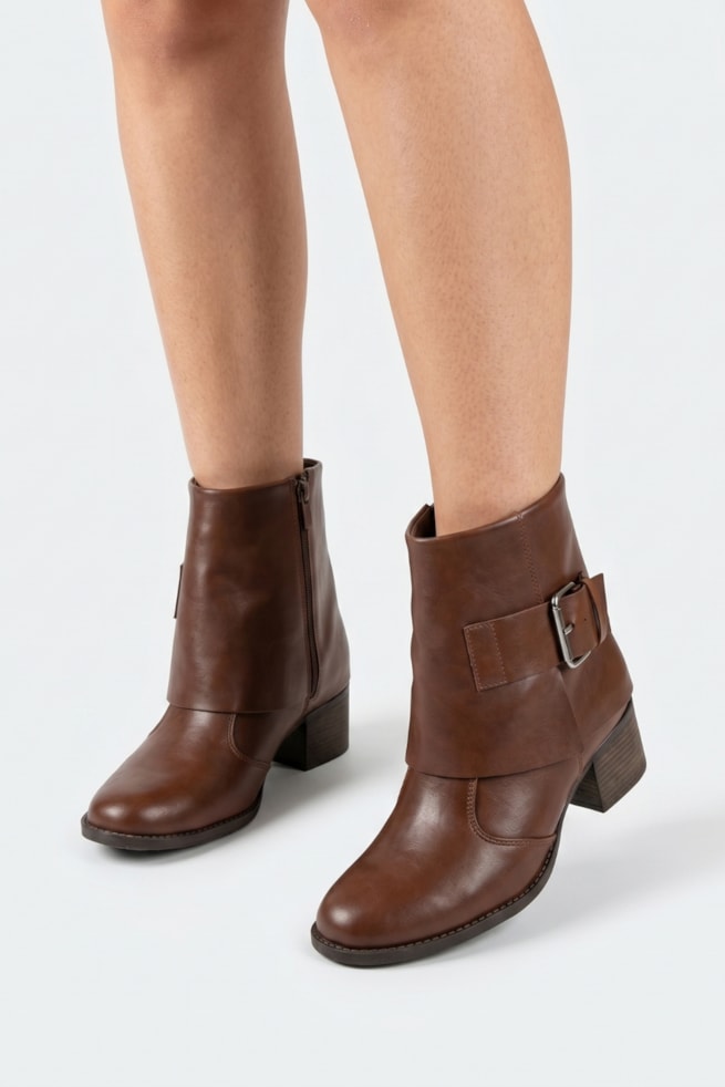 Marcela - Bota Ankle Cano Curto Couro Marrom