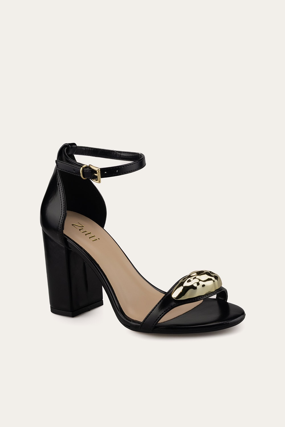 image_e96b82e0-0310-4570-a475-3b8f3b9e407f