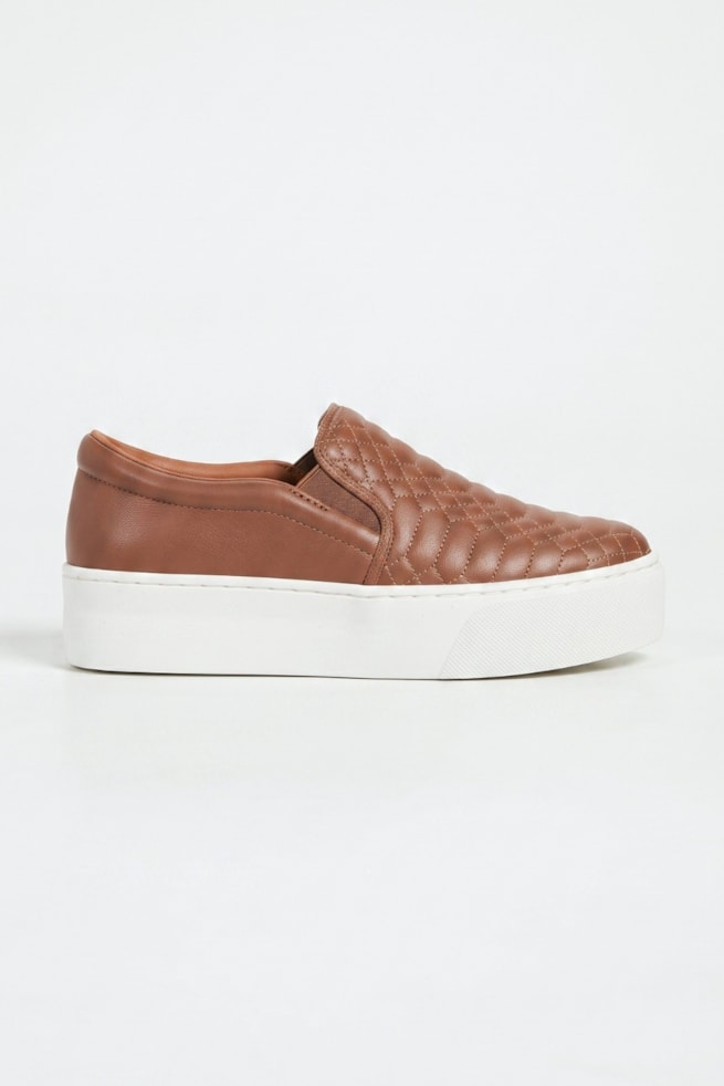 Micaela - Tênis Slip On Caramelo