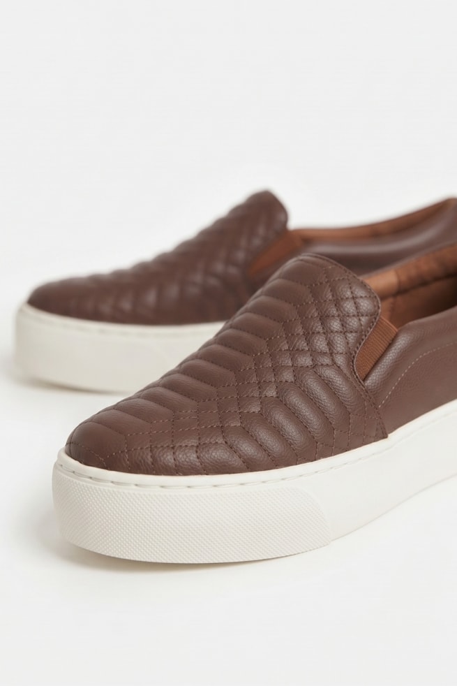 Micaela - Tênis Slip On Marrom
