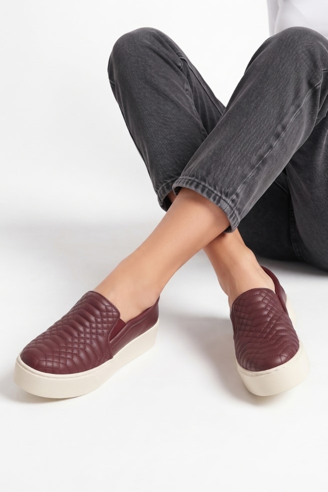Micaela - Tênis Slip On Marsala