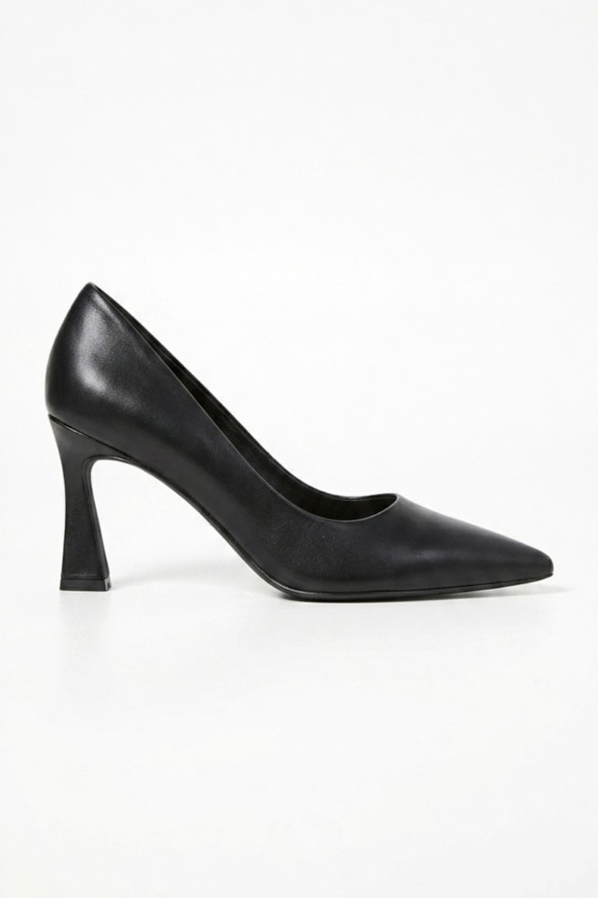 Nadja - Scarpin Couro Preto