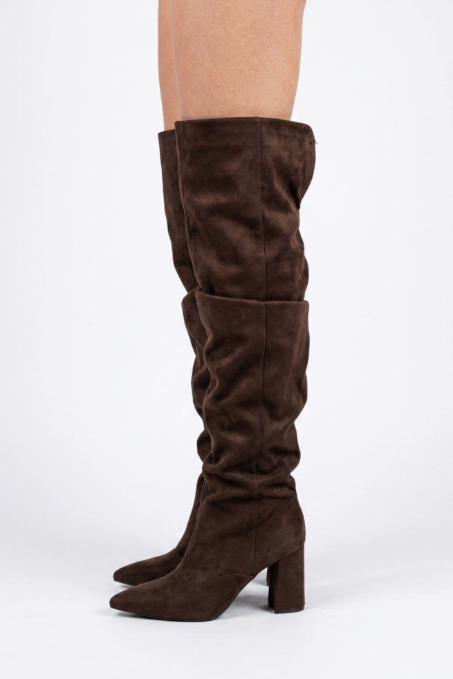 Nina - Bota Over The Knee Cano Alto Suede Salto Bloco Marrom