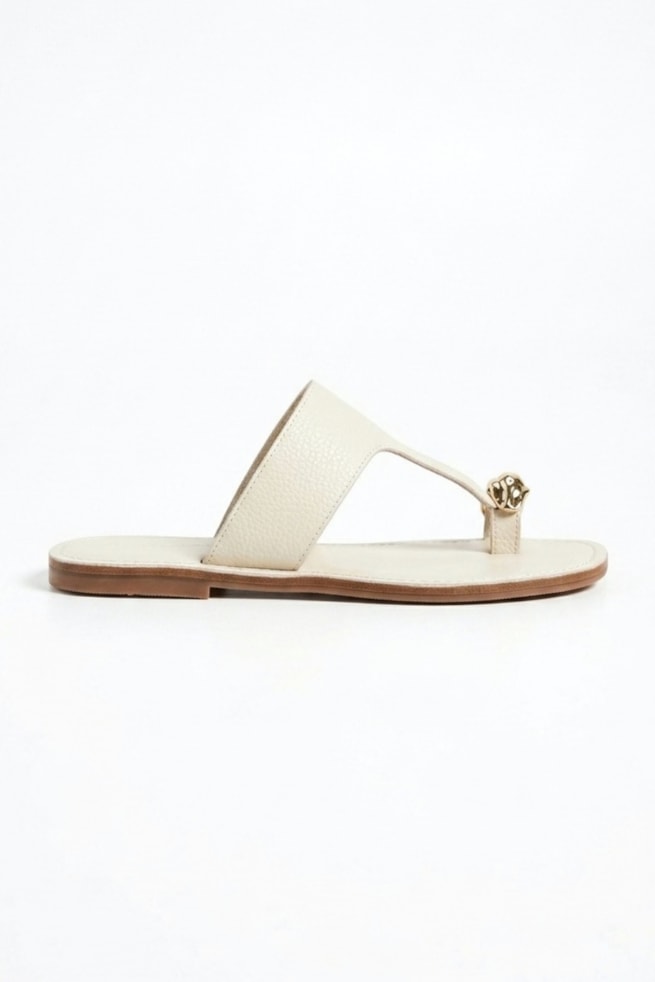 Paola - Sandália Rasteira Off White