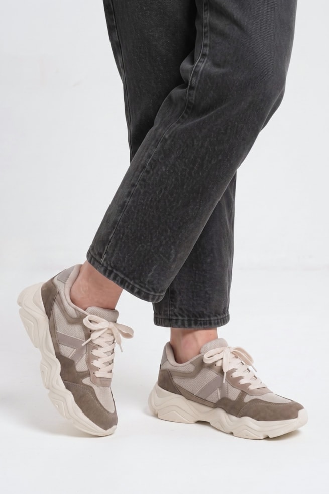 Renata - Tênis Chunky Off White com Areia