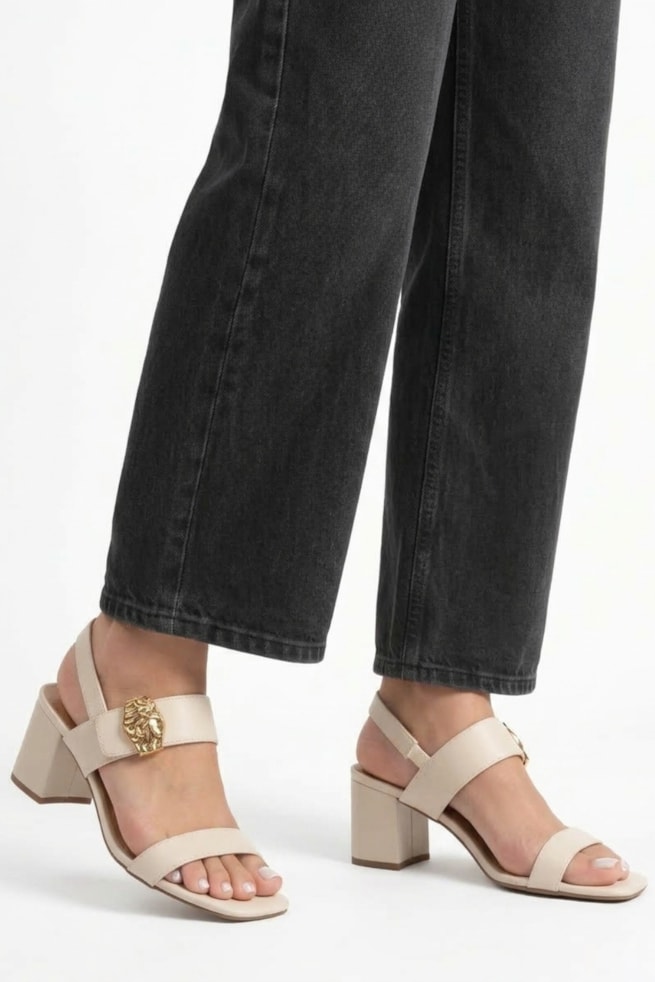 Tarsila - Sandália Couro Salto Bloco Off White