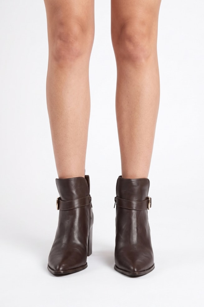 Yasmin - Bota Ankle Couro Salto Bloco Cano Curto Marrom